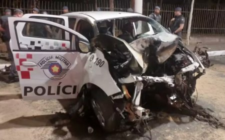 Viatura da PM colide com árvore e pega fogo durante perseguição