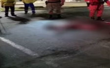 Morador de rua é assassinado a facadas durante briga em praça