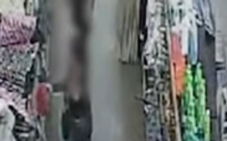 Homem é flagrado mostrando pênis para mulher em loja