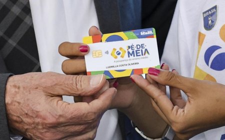 Ministro da Educação anuncia versão universitária do programa Pé-de-Meia; veja