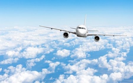 Piloto se tranca na cabine após discussão com copiloto durante voo