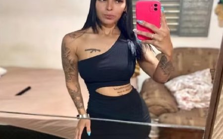 Motociclista bate em poste e mulher que estava na garupa morre