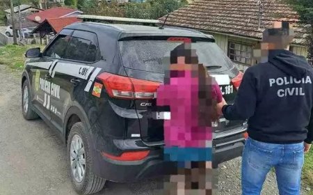 Mãe é presa por agredir e fazer sexo na frente da filha de 7 anos