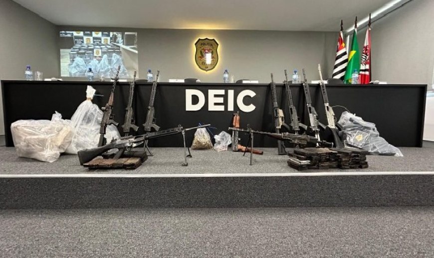 Polícia de SP apreende 10 fuzis de guerra e mais de 1,5 tonelada de cocaína no interior