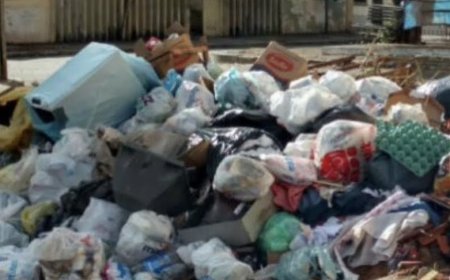 Adolescente é apreendida após dar à luz e jogar bebê na lixeira