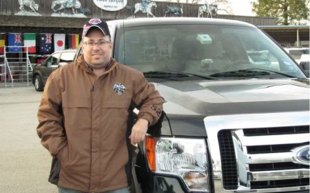 Médico morre após ser esfaqueado em posto de saúde por homem que não teria gostado do atendimento à esposa