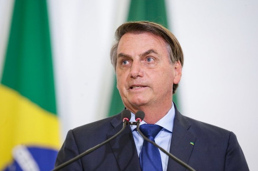 PF indicia Bolsonaro e mais 36 por tentativa de golpe de Estado