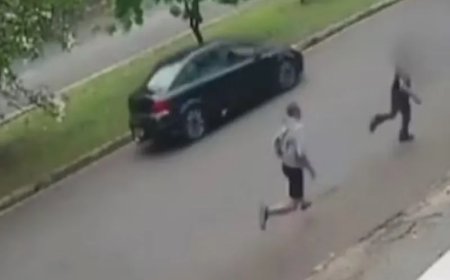 Após matar esposa em casa, homem corre atrás e esfaqueia suposto amante em rua