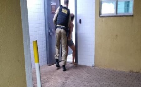 Homem ameaça inquilina, tenta cobrar aluguel com sexo e é pego pela PM de cueca