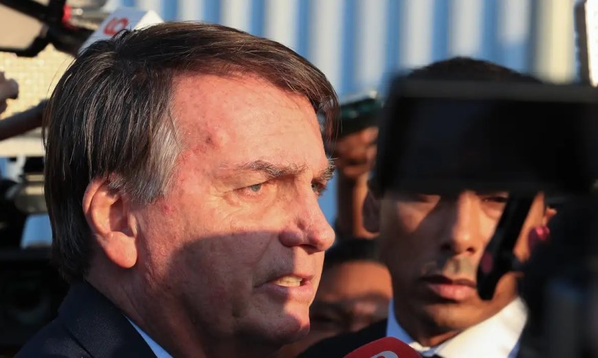 Bolsonaro poderá ir à missa de 7º dia da mãe de Valdemar Costa Neto