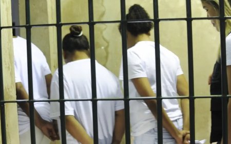 Mães de crianças menores de 12 anos poderão cumprir prisão domiciliar