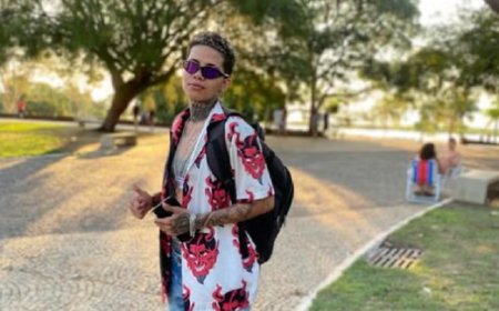 Jovem é assassinada a tiros na calçada