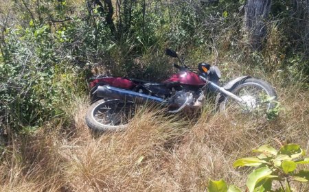 Motocicleta furtada há 5 dias é recuperada pela PRF na BR-401