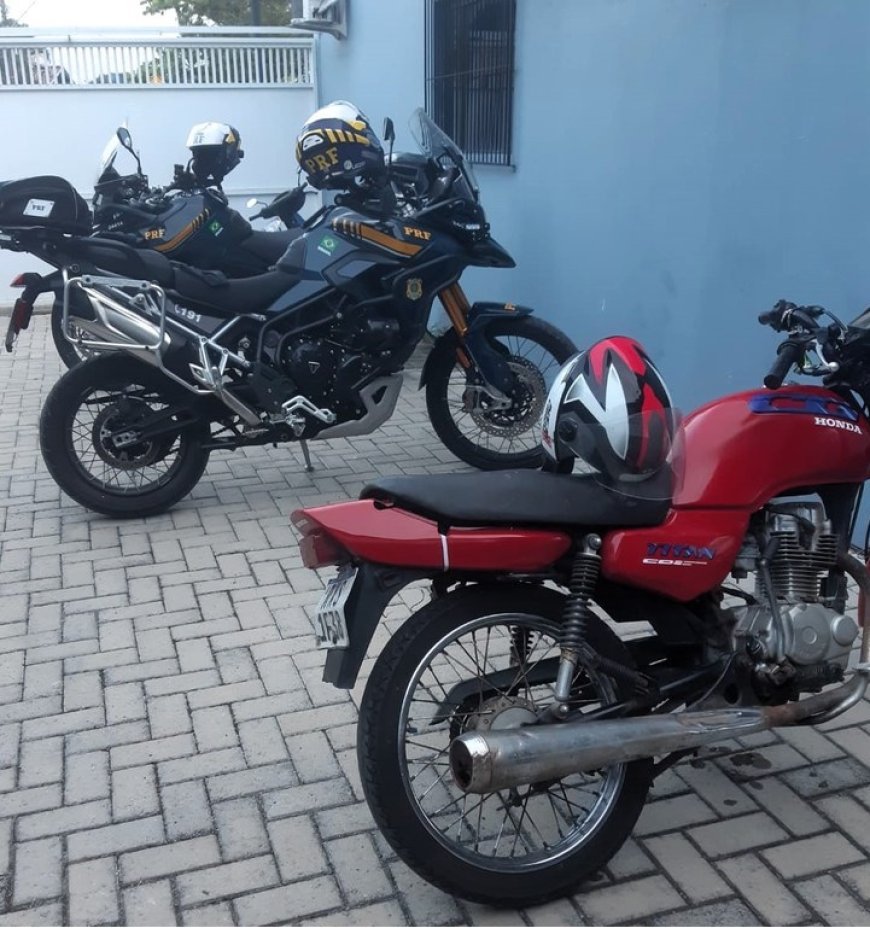 Motociclista é preso com placa falsa depois de fugir da abordagem na BR-101