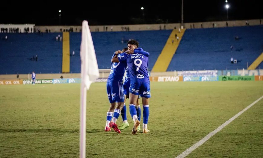 Fim de semana de clássicos e gols nos campeonatos estaduais