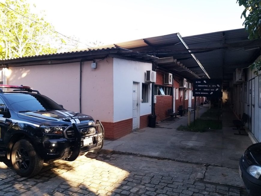 Homem suspeito de assassinar mulher brutalmente  com golpes de faca é preso