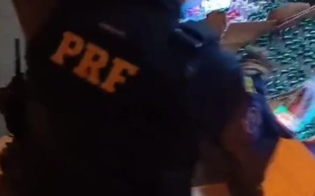 PRF apreende mais de mil frascos de lança-perfume em Casimiro de Abreu