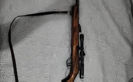 Adolescente de 15 anos é baleado na nuca durante brincadeira com rifle