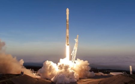 Nave da SpaceX chega à estação para resgatar astronautas