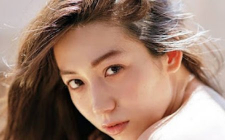 Influenciadora é morta a facadas durante transmissão ao vivo