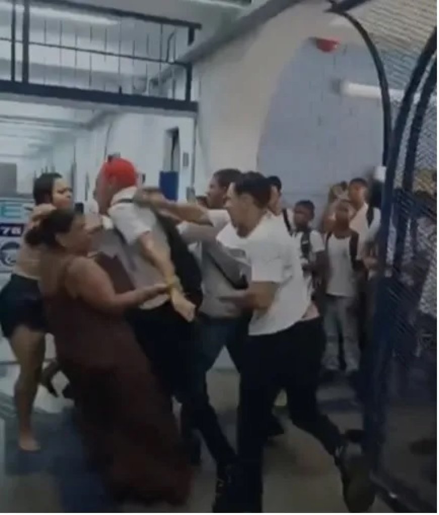 Diretora de escola é agredida ao tentar apartar briga