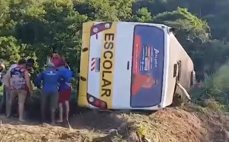 Acidente com ônibus escolar deixa dois estudantes mortos e 31 feridos na Paraíba