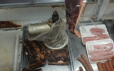 Mercado em Salvador é flagrado vendendo carne podre e dono acaba preso!