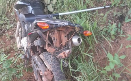 Ex-vereador morre após moto ser atingida por carro