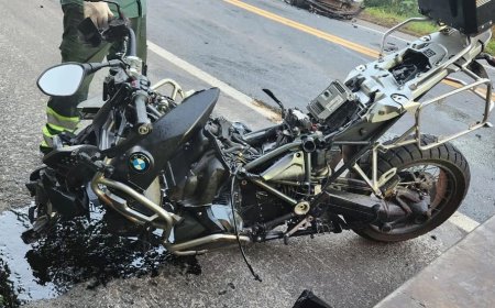 Motociclista fica gravemente ferido após colisão com carro na BR 101 no Norte do ES