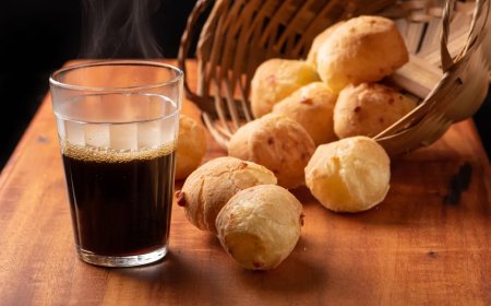 Criança morre após comer bolo e pão de queijo em Minas Gerais