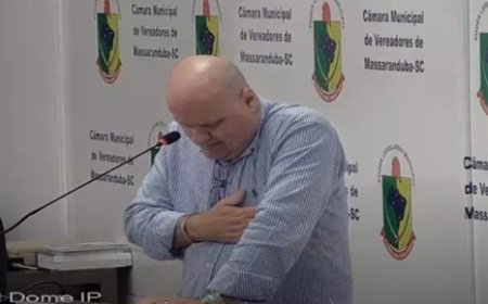 Vereador passa mal e desaba durante discurso no plenário em SC