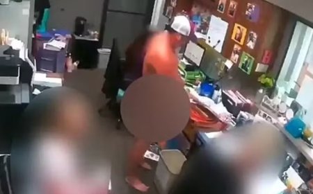 Médico tem a licença cassada após ficar nu diante de três funcionárias de hospital e ejacular sobre uma delas