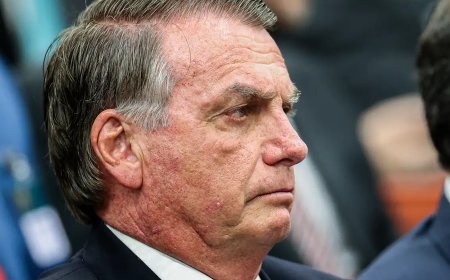 Bolsonaro omitiu transferência de R$ 2 milhões a Michelle, diz PF