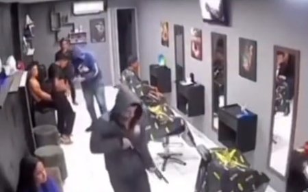 Vídeo: Assalto em barbearia assusta clientes e funcionários na Paraíba