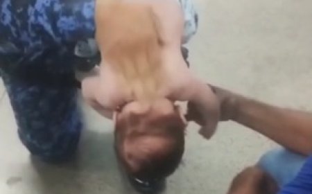 Bebê de 2 meses é salvo após engasgar com leite materno