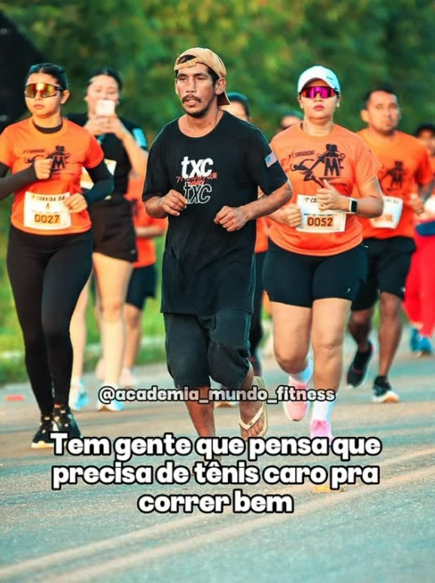Corredor bêbado e de chinelo cruza maratona de 8 km e ganha medalha
