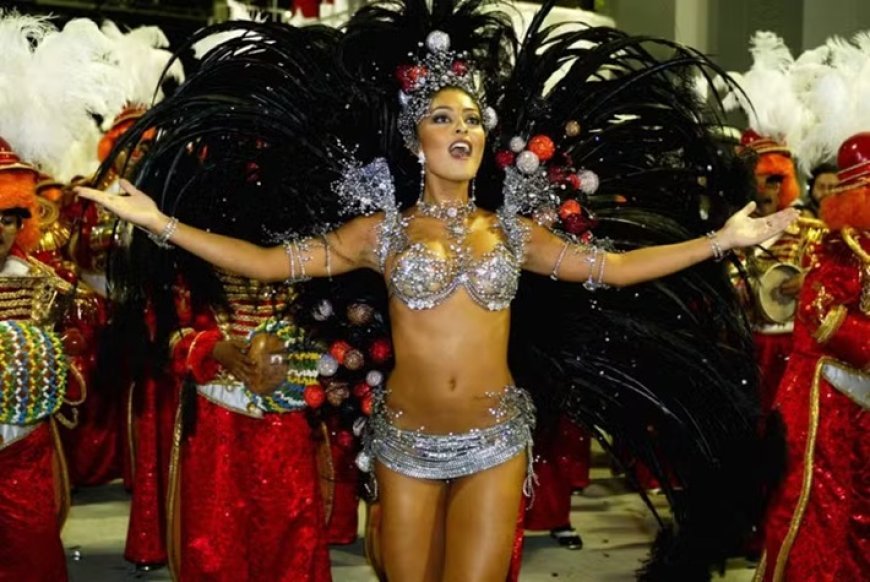 Juliana Paes é anunciada como nova rainha de bateria da Viradouro após 17 anos