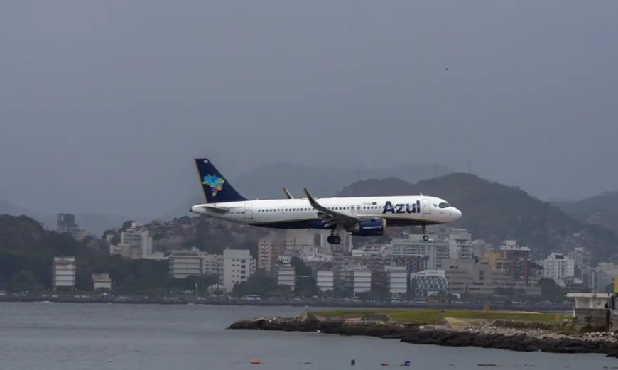 Avião da Azul faz pouso de emergência em Brasília após ameaça de bomba