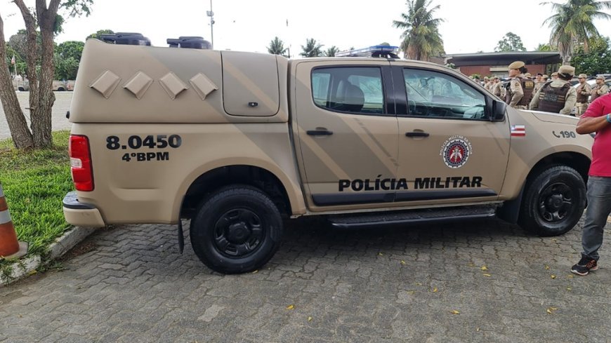 Garota de programa é estuprada e pula de carro em movimento para fugir na Bahia