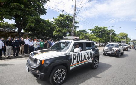 Homem é flagrado pela esposa em motel, tenta fugir e atropela mototaxista