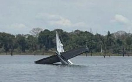 FAB intercepta avião vindo da Venezuela com 380 kg de maconha no Amazonas