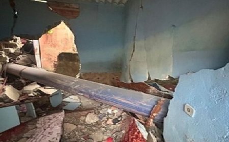 Idosa morre após tubulação da Sabesp cair em cima de sua casa