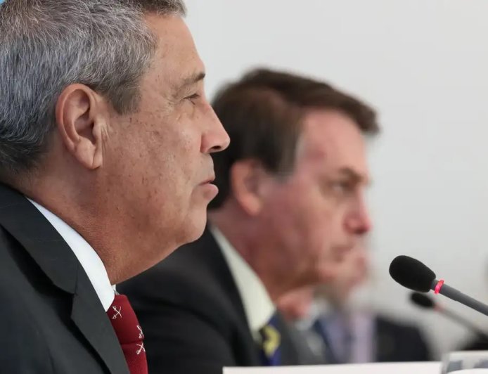 Após quebrar dente, Braga Netto pede autorização para fazer exames