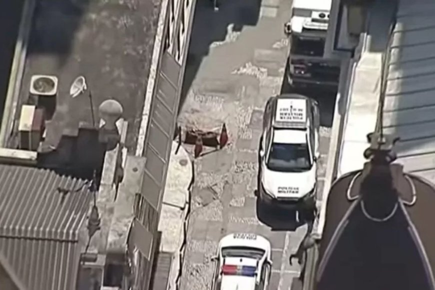 Mulher cai em bueiro de 3 metros no centro de São Paulo