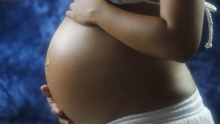 Adolescente de 14 anos dá à luz no carro após ser picada por escorpião