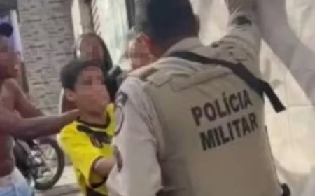 Policial militar dá tapa em rosto de mulher durante festa de infantil