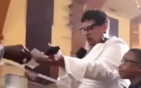 Bispo evangélico causa revolta por repreender membro de igreja por doação de 'apenas' US$ 1.235