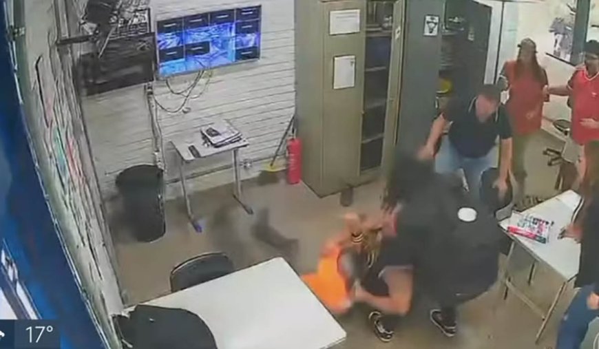 VÍDEO | Professor é agredido por pai de aluna após bronca por uso de celular