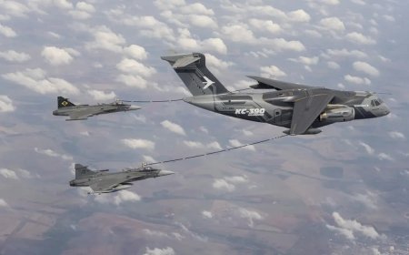 FAB consegue abastecer caça Gripen no ar pela primeira vez
