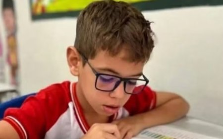 Menino de 9 anos morre eletrocutado em praça com decoração natalina na Bahia